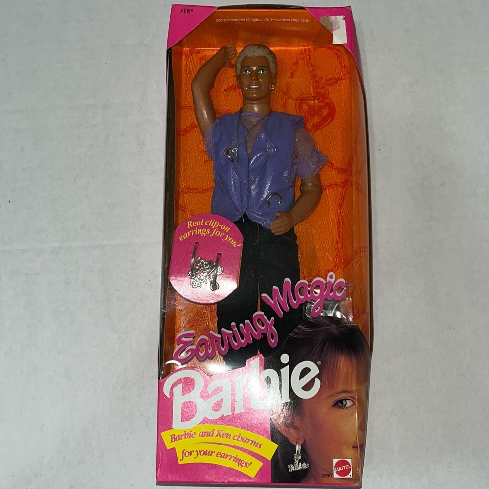 Mattel Earring Magic Ken Doll 1992 in Box